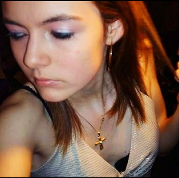 Meet your Posher, Rachel marie - Picture 2 of 16